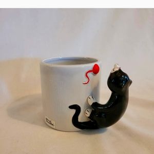 Bergschrund Seattle 1989 Cat Yarn Coffee Cup Mug Cat Handle Grey Black Yarn ball